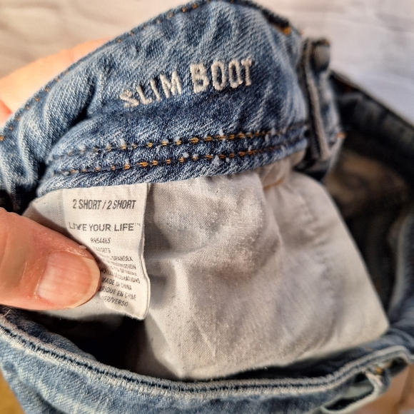 American Eagle Outfitters Slim Boot Stretch Sandblast Low Rise Jeans Sz 2 Short - Picture 9 of 9